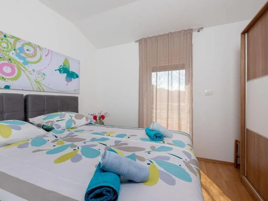 Dora Comfortable Holiday Residence Labin  0*, Labin (Istria)