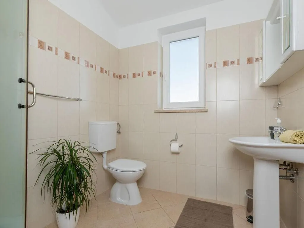 Dora Comfortable Holiday Residence Labin  Labin (Istria)